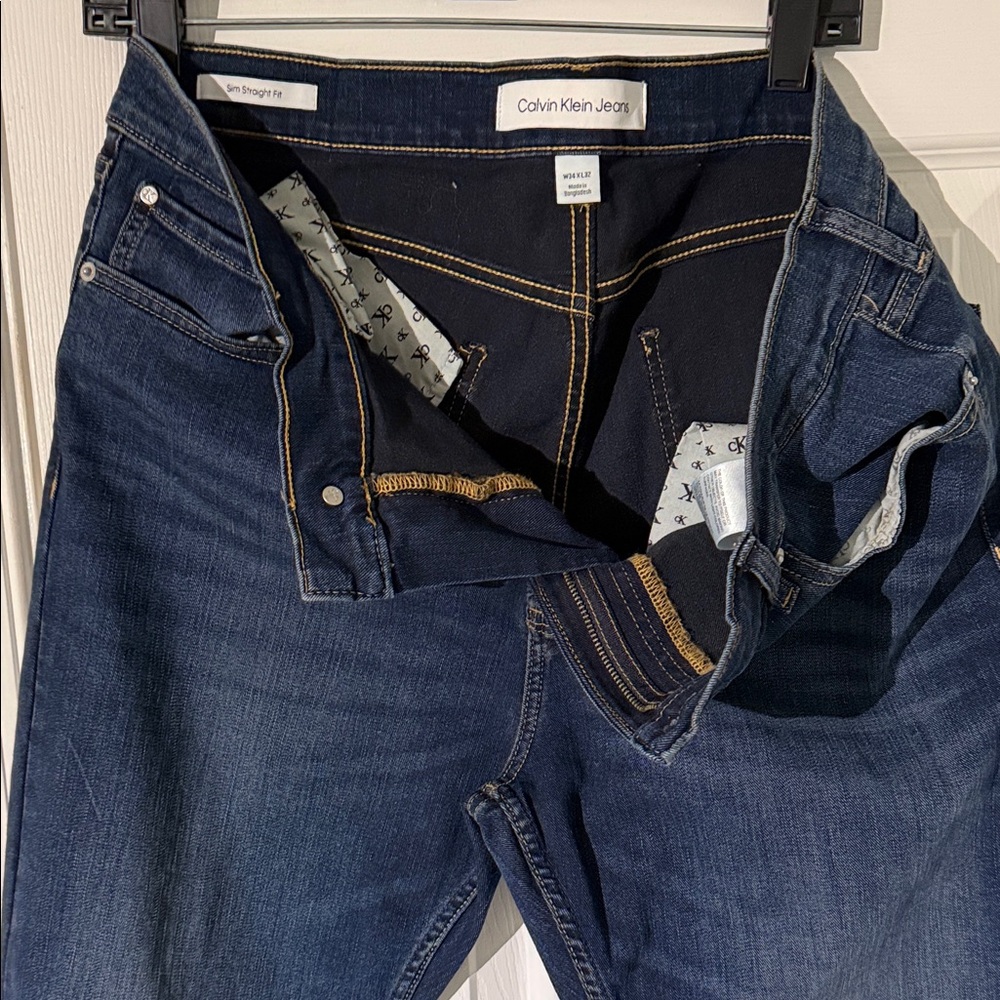 Calvin Klein Men's Slim Straight Jeans in Dark Blue